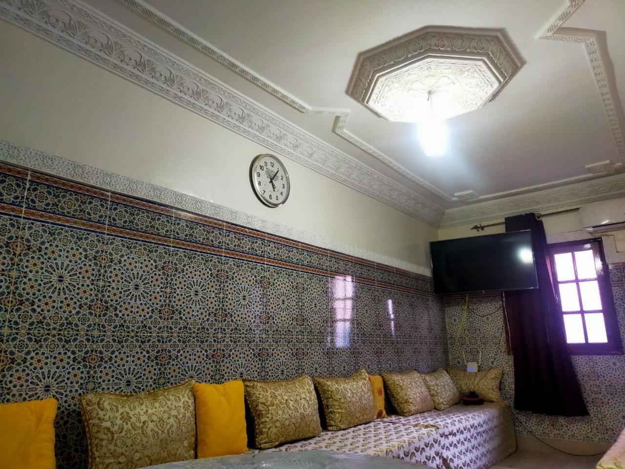 Appartement Relax Marrakech, شقة عائلية بمراكش متوفرة على غرفتين Buitenkant foto